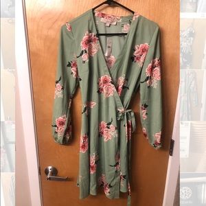 LOFT Floral Dress (Runs large, 0, fits like a 3)